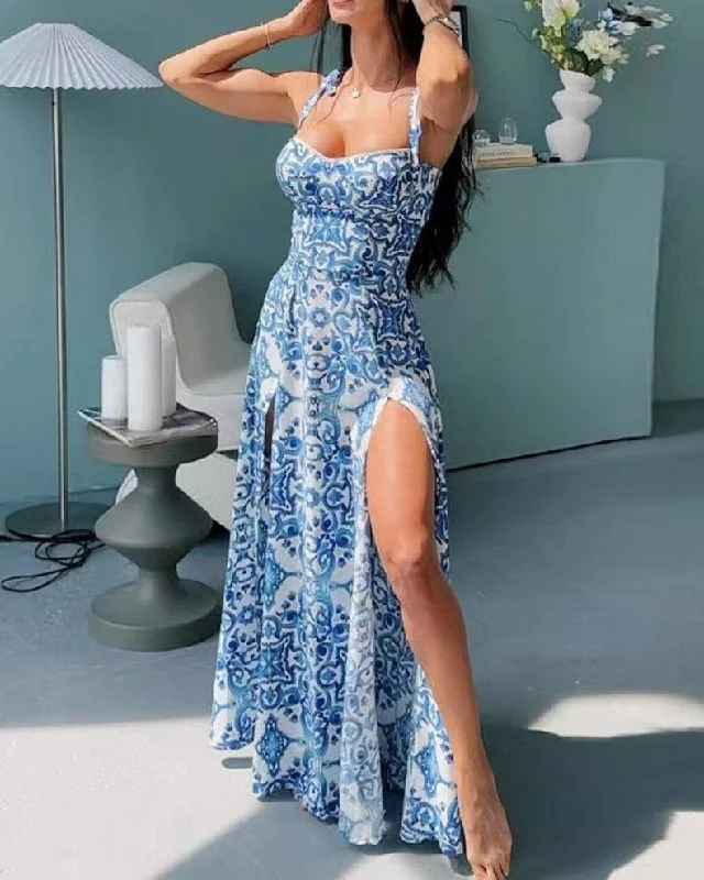 Louis Abstract Maxi Dress in Blue Stylish Women's Tropical 